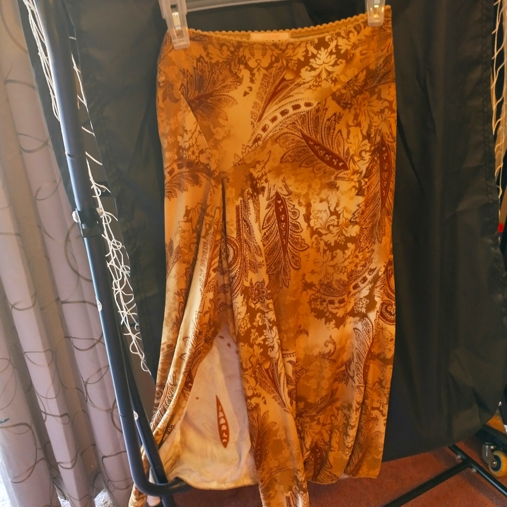 Women's skirt